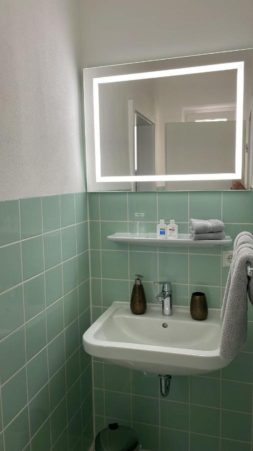Apartment Naehe Ettlingen - 15 Min Zur Messe Karlsruhe Malsch  エクステリア 写真